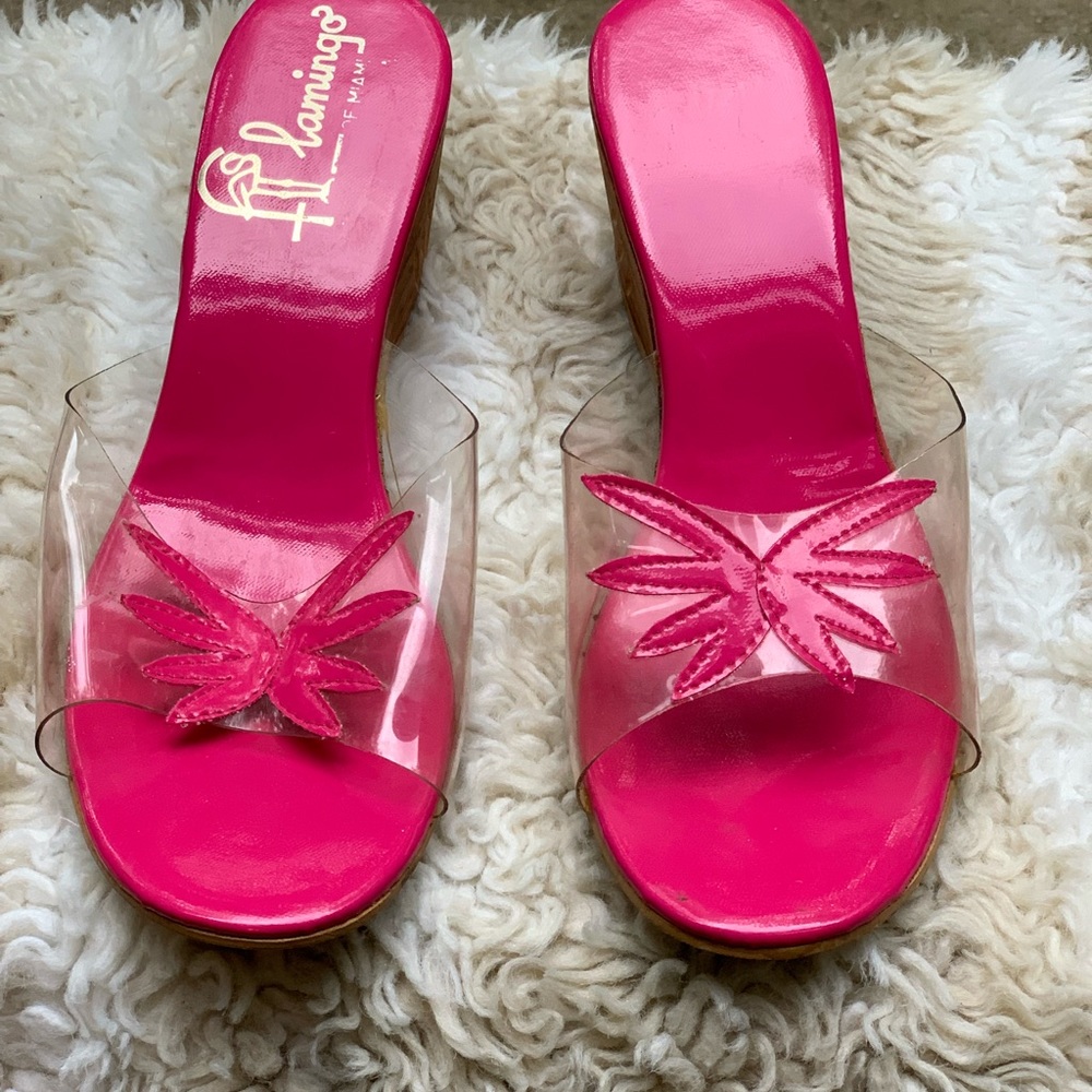 Hot pink mini wedge super cute for summer